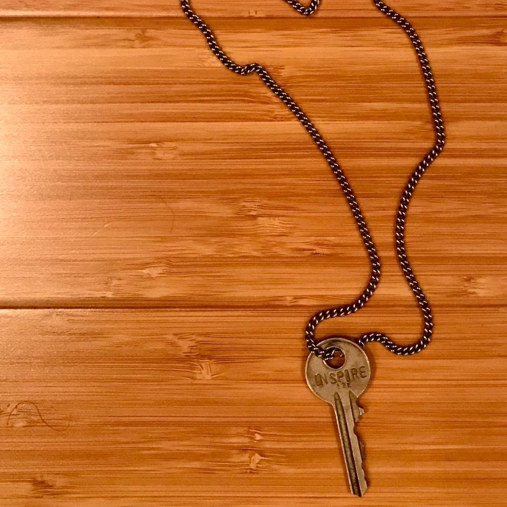 The giving keys inspire necklace